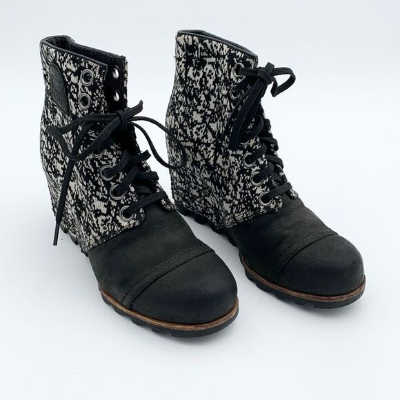 Sorel Joan of Arc Lexie wedge ankle boots black and white Womans size 6.5 - Picture 1 of 12